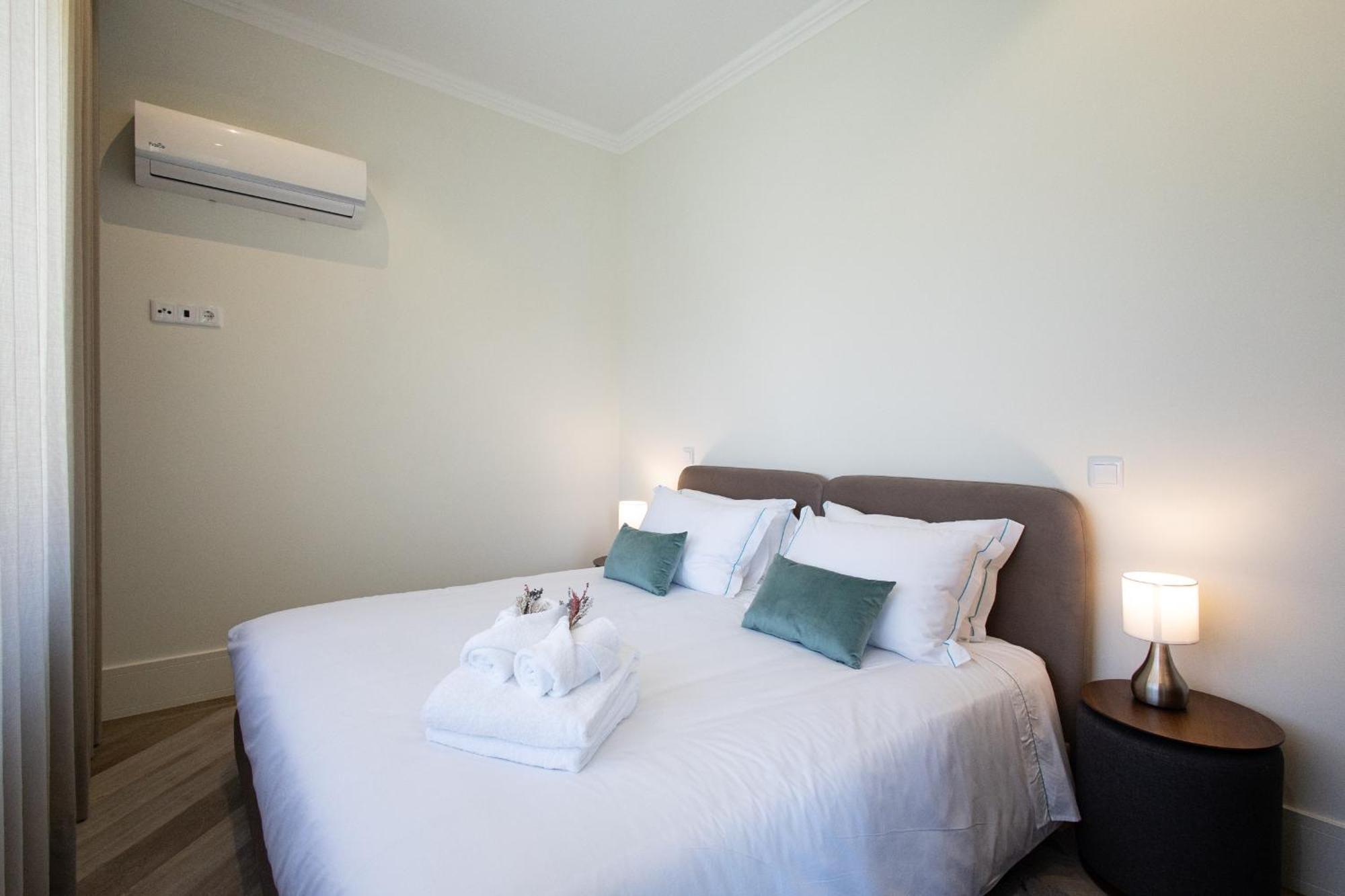 19 Nineteen Suites - Espinho Espinho  Cameră foto